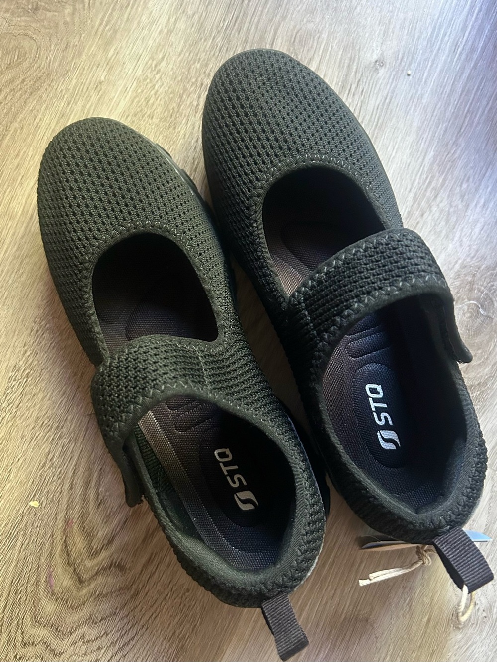 Women’s Black Mary Jane Slip-On Sneaker - Picture 5 of 11